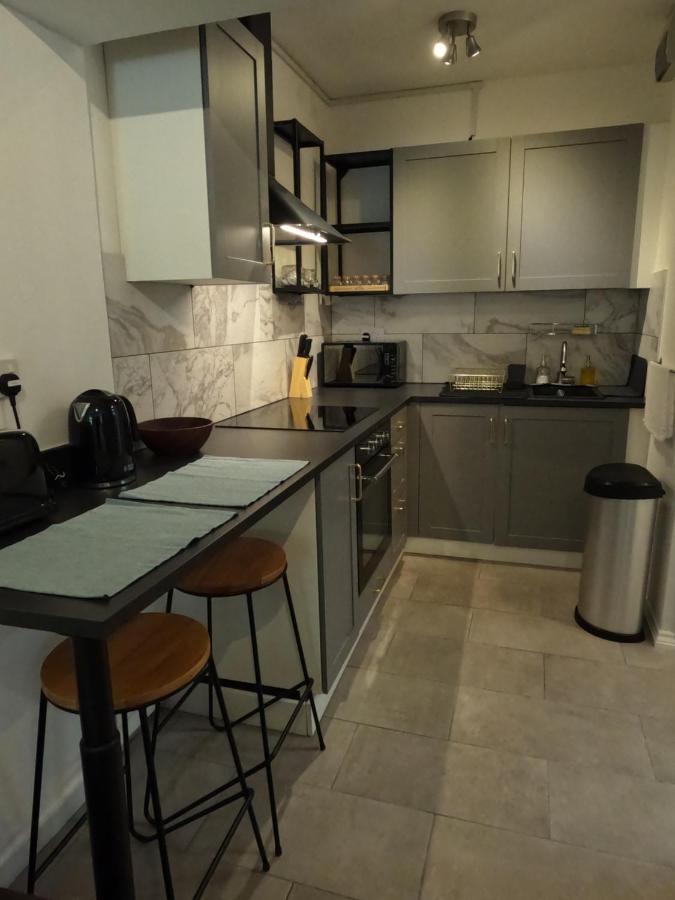 Studio Apartment In Saint Kew Buitenkant foto
